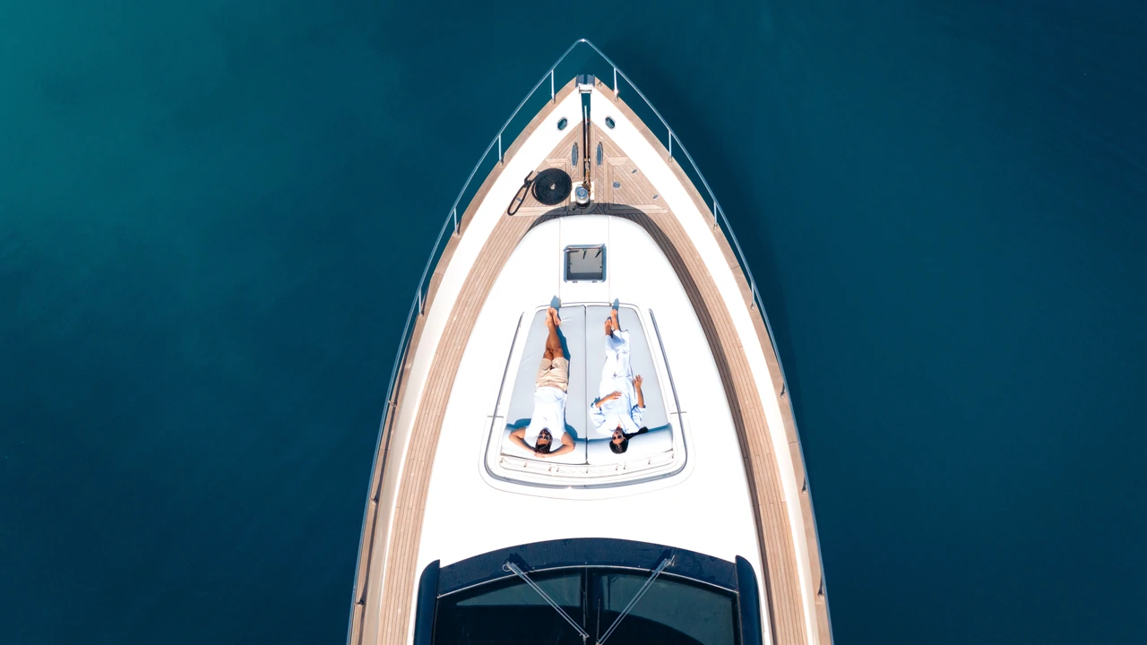 Yacht Tour