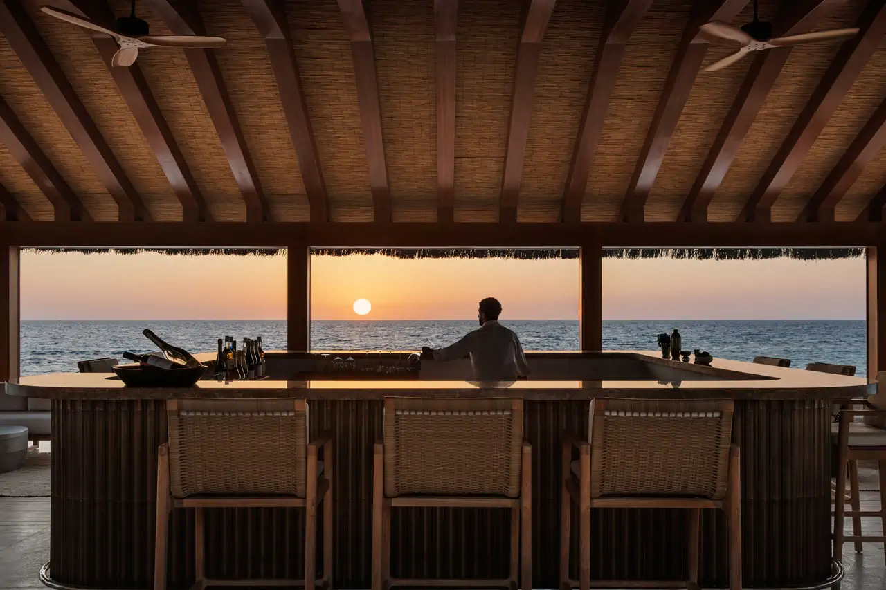 مطعم وبار الشاطئ