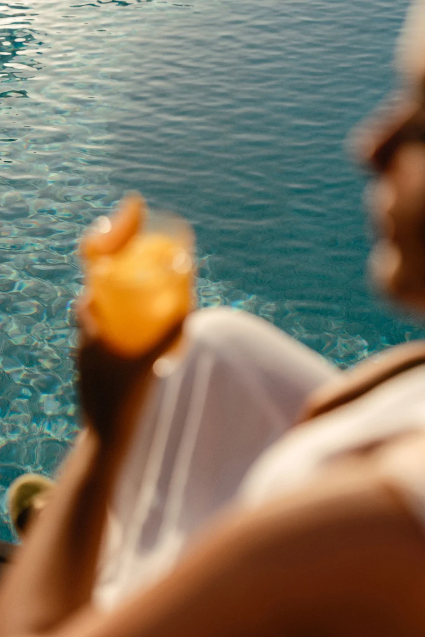 Pool Bar