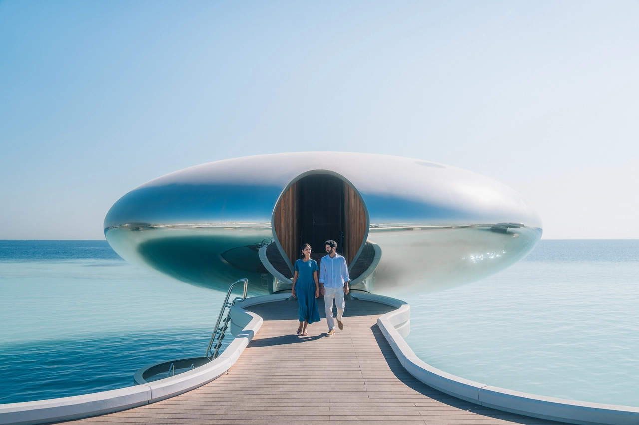 Romantic Couple's Getaway at The Red Sea