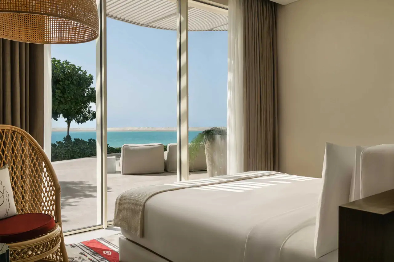 فيلا شاطئية فاخرة بغرفتي نوم مع مسبح