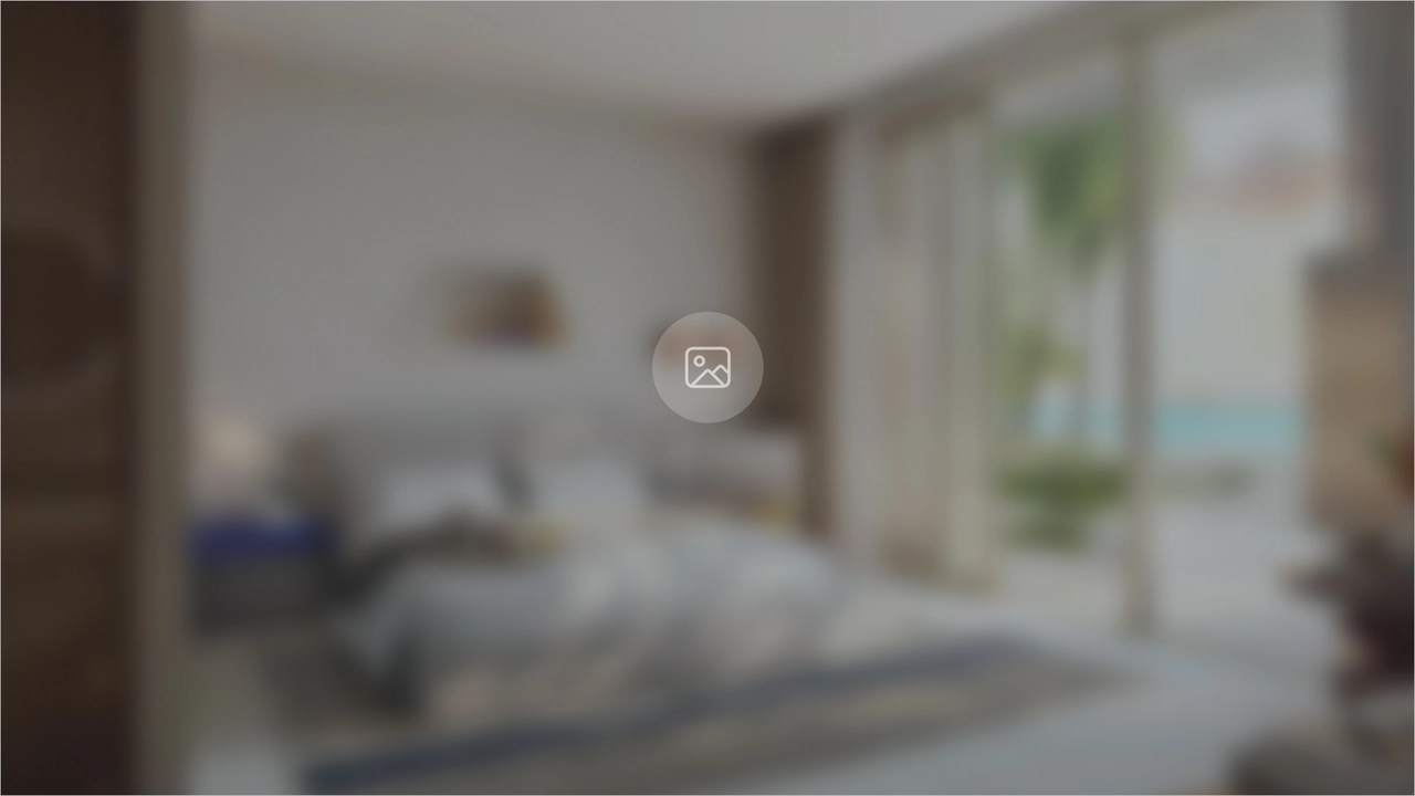 فيلا شاطئية فاخرة بأربع غرف نوم مع مسبح