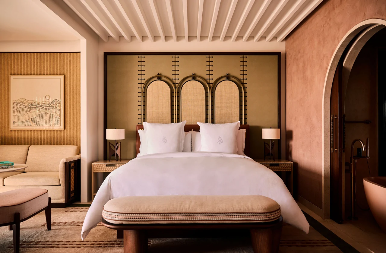 Deluxe sea view room with terrace - king Bed
